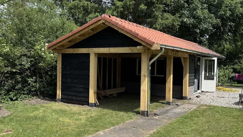 eindresultaat-eiken-kapschuur-steenwijk