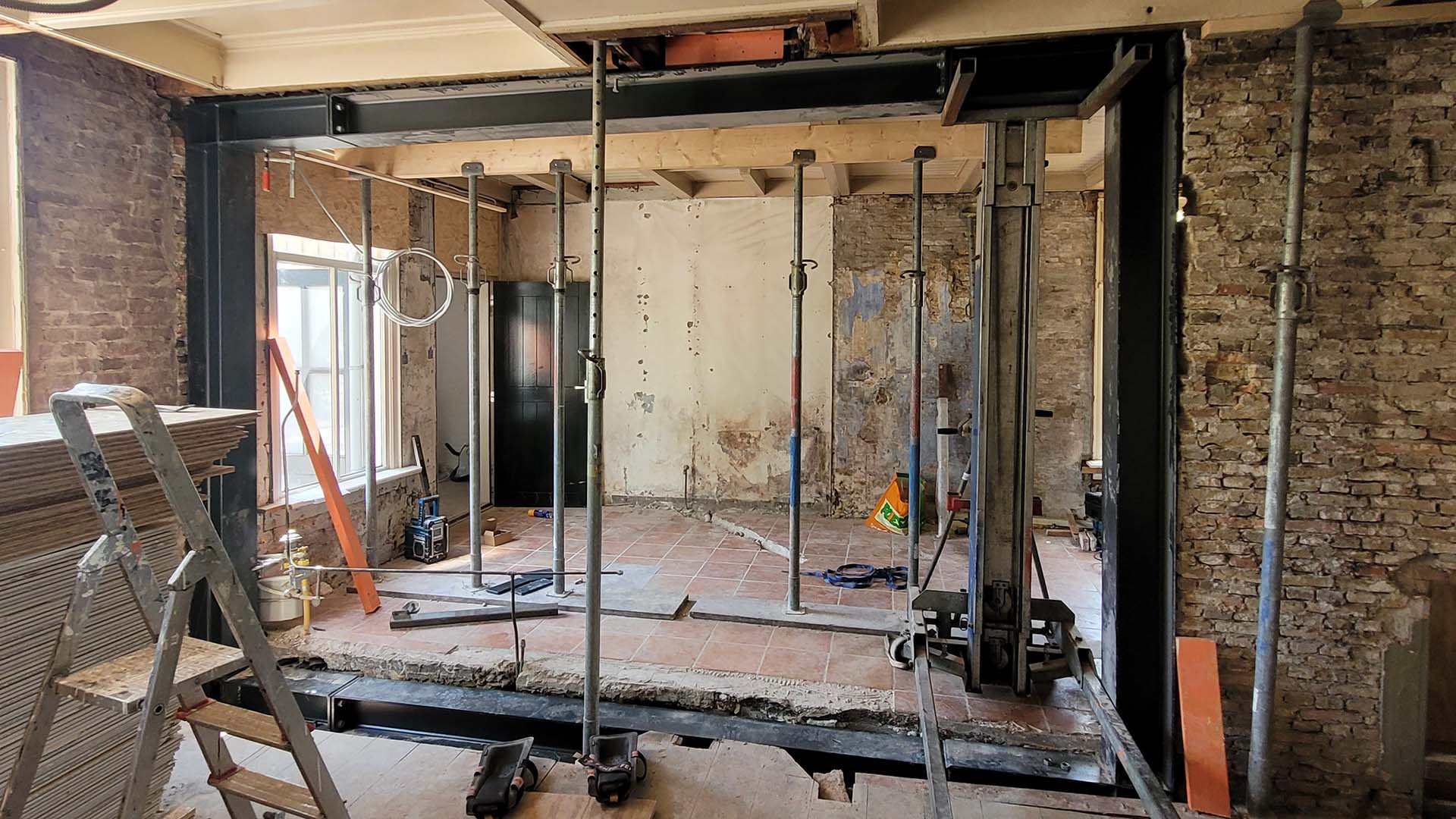 metalen-raamwerk-constructie-friesland-bouwbedrijf