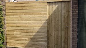 nieuwe-schutting-vooraanzicht-timmerbedrijf-friesland