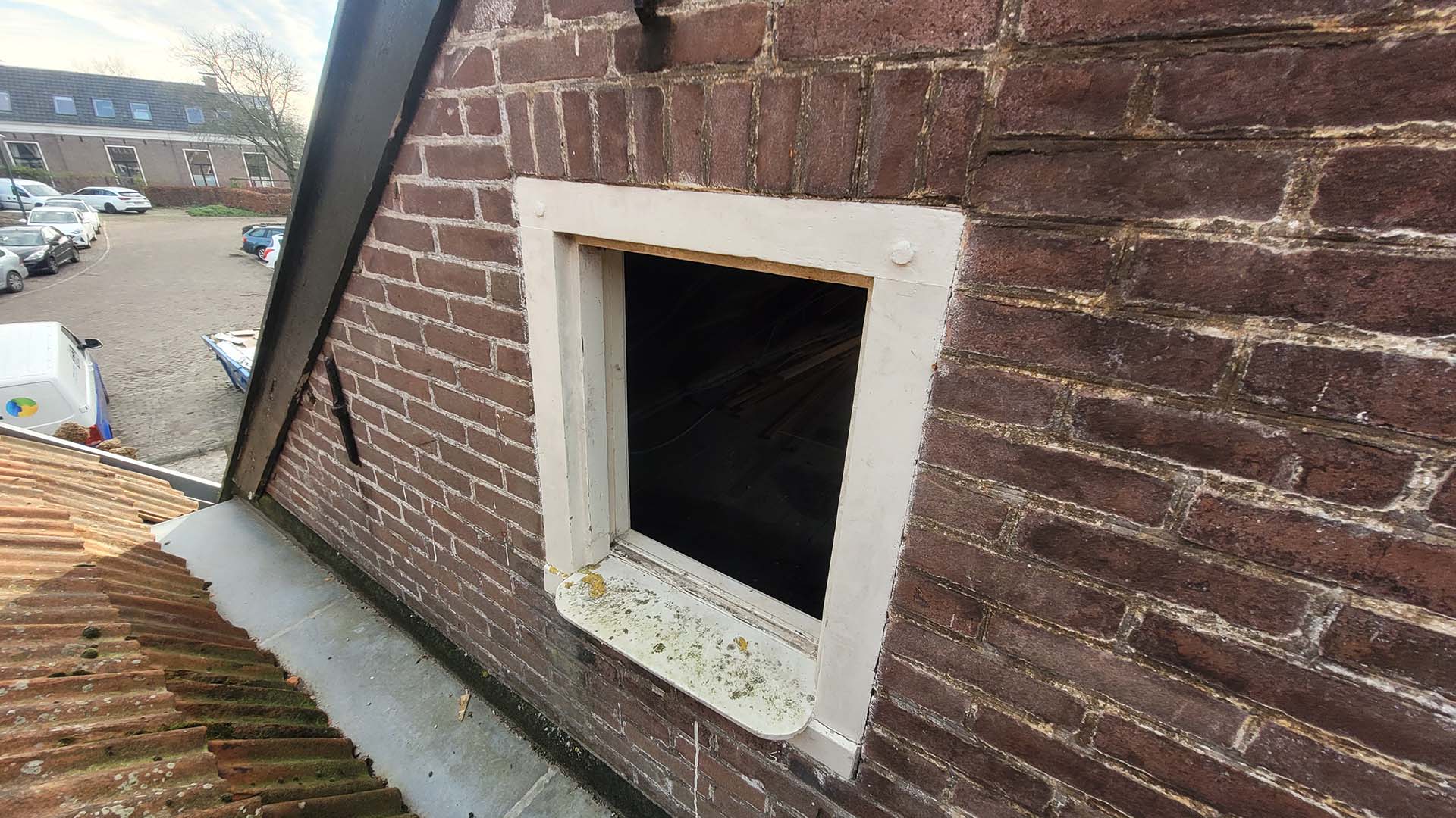 oud-kozijn-scharnegoutum-bouwbedrijf