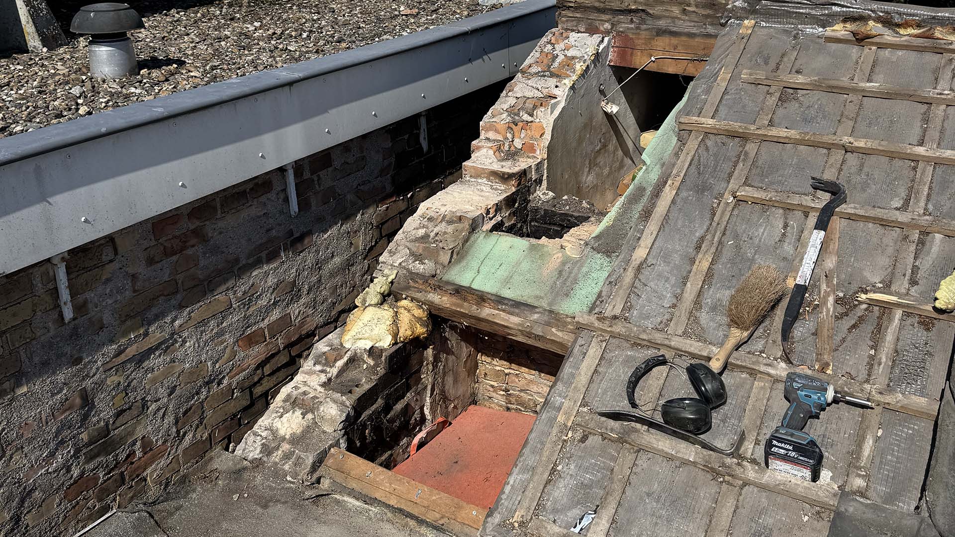 schoorsteen-verwijderen-dakwerk-friesland-bouwbedrijf